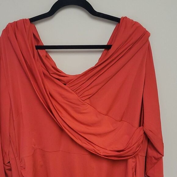 SOLD!! LANE BRYANT NWT Red Control Tech Ruched Dress - Size 26/28 - Picture 4 of 8